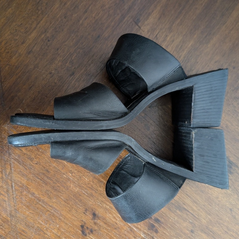 Nine West Women's 8 Black Chunky Strappy‎ Mule Heel Sandals - Picture 2 of 8